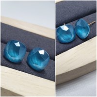 Серьги пуссеты Swarovski оп-13058  8мм  синий 13058